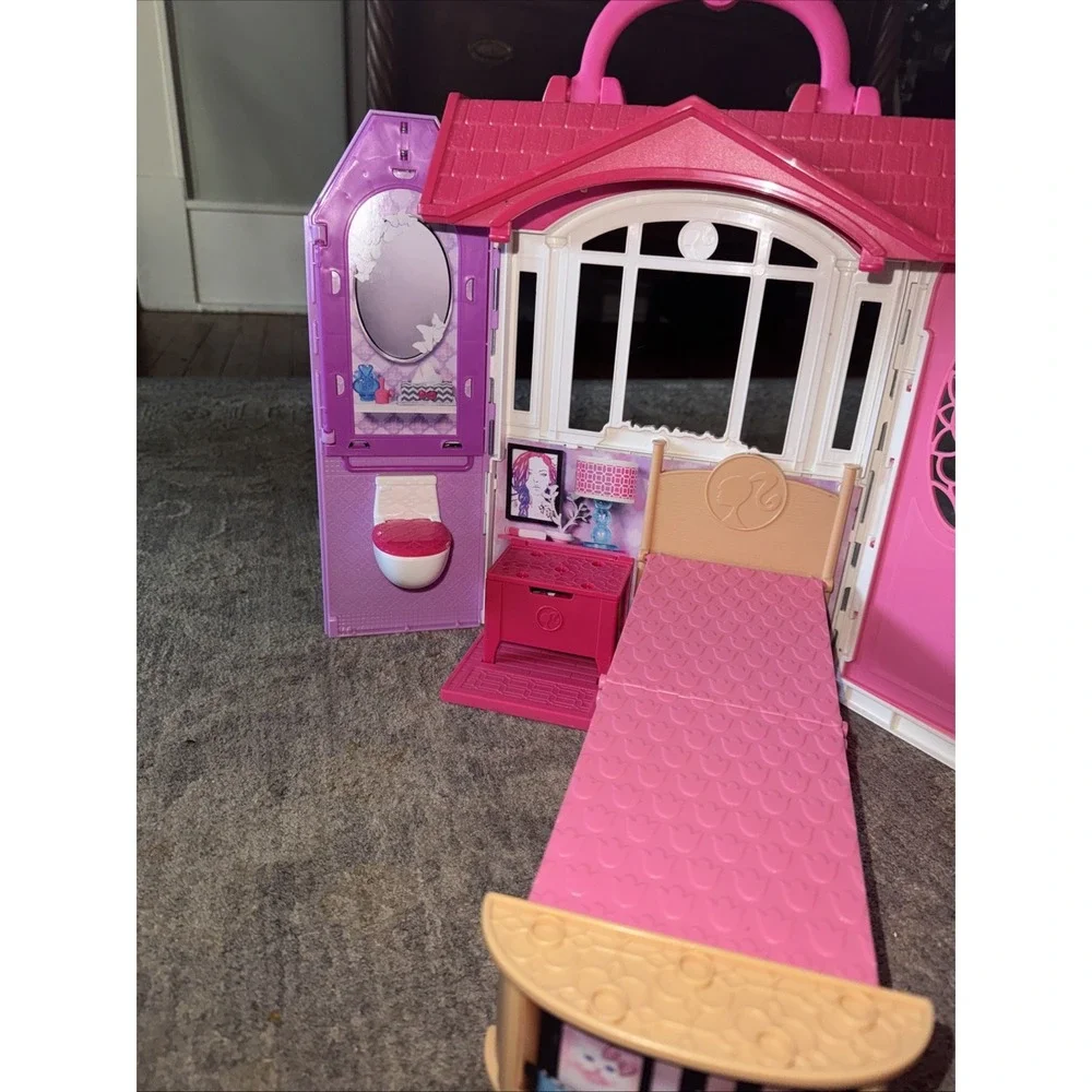 Barbie Glam Getaway House Pink & White Fold-Up Playset (Mattel #CHF54) 2014/2015